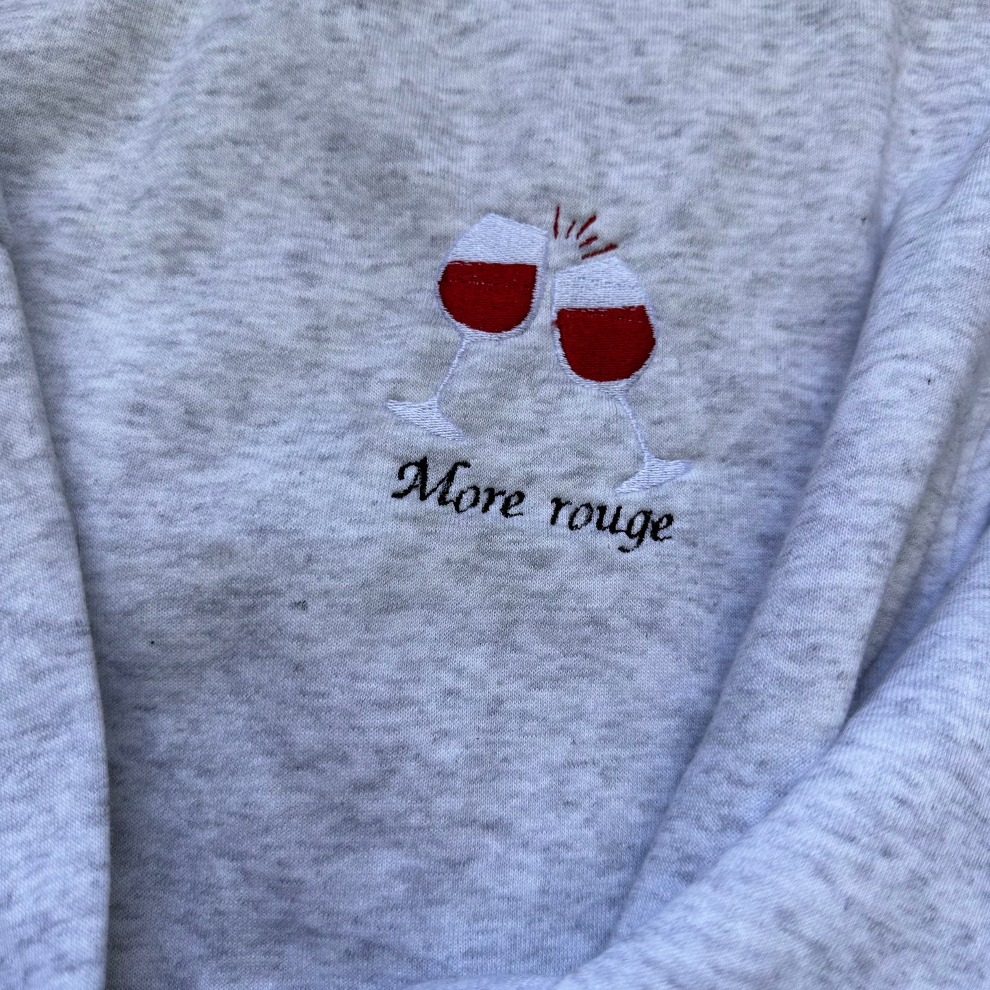 Sweatshirt avec broderie personnalisée logo