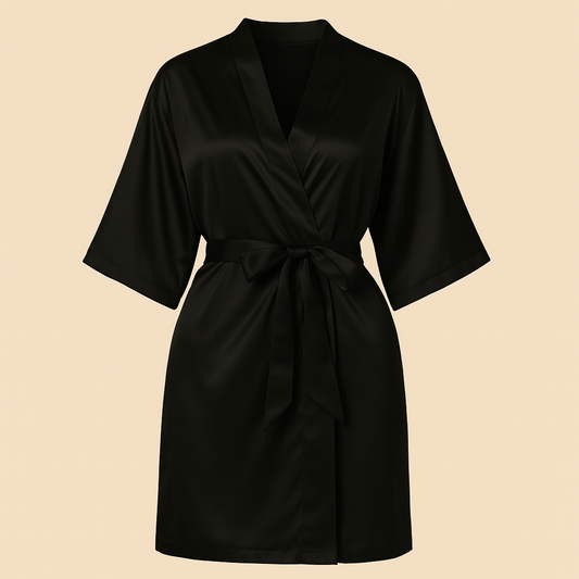 Peignoir en satin avec broderie personnalisée