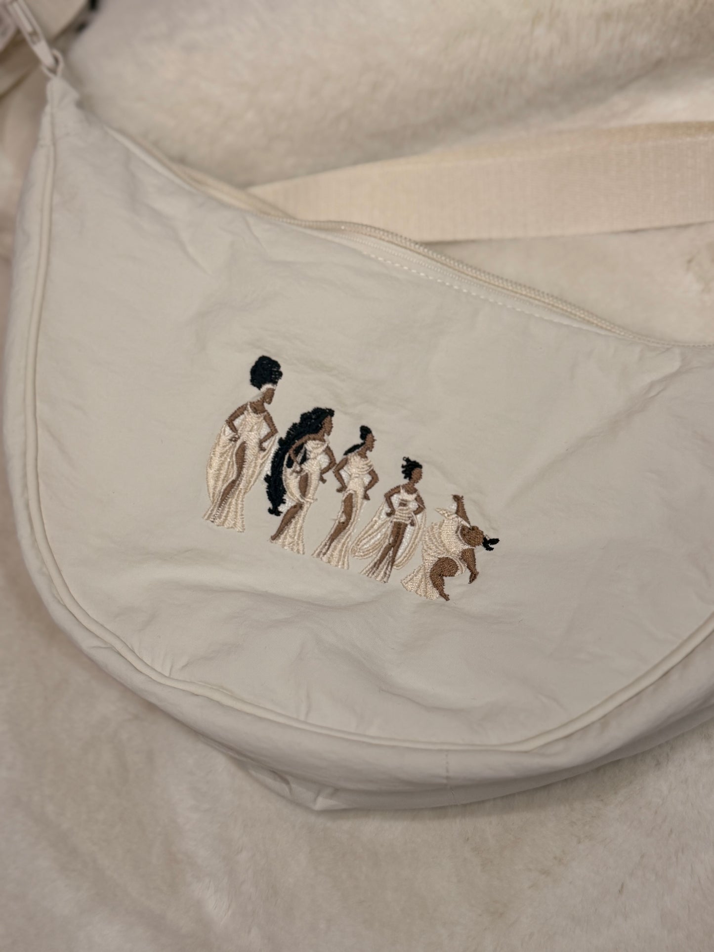 Sac banane brodé beige muses hercule