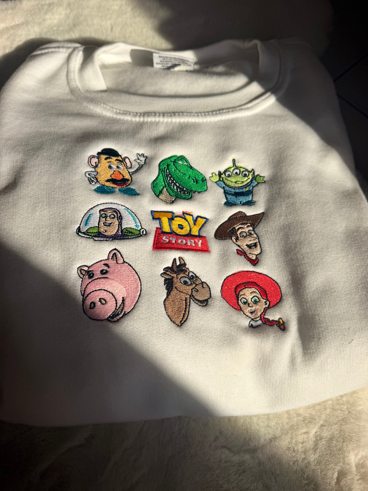 Sweat-shirt brodé beige Toy Story