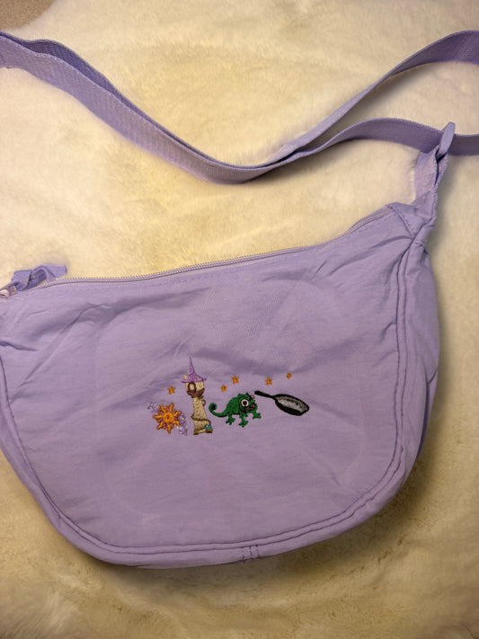 Sac banane brodé Raiponce