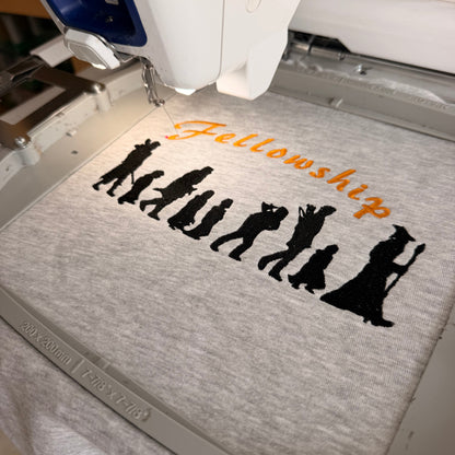 Sweat-shirt brodé seigneur des anneaux