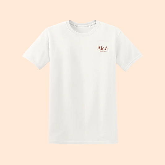 Tee-shirt avec broderie personnalisée logo